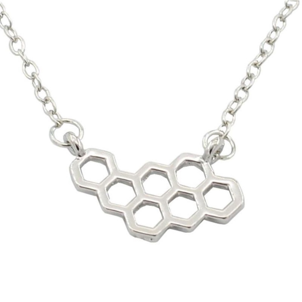 *CATALDA* Silver Simple Honeycomb Fashion Necklace